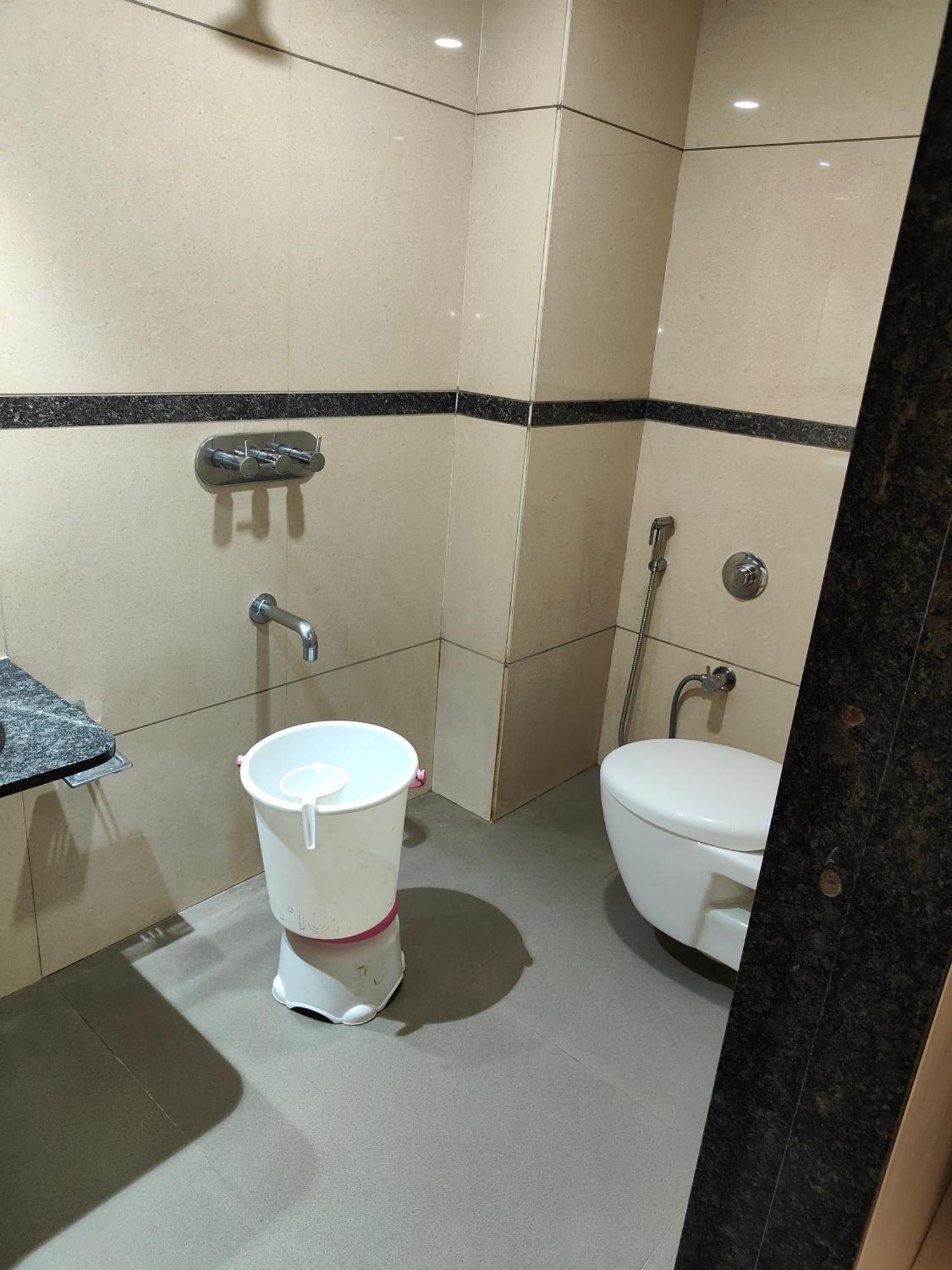 Hotel Sahyog & Rooms 수라트 외부 사진