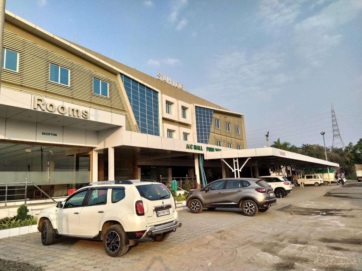 Hotel Sahyog & Rooms 수라트 외부 사진